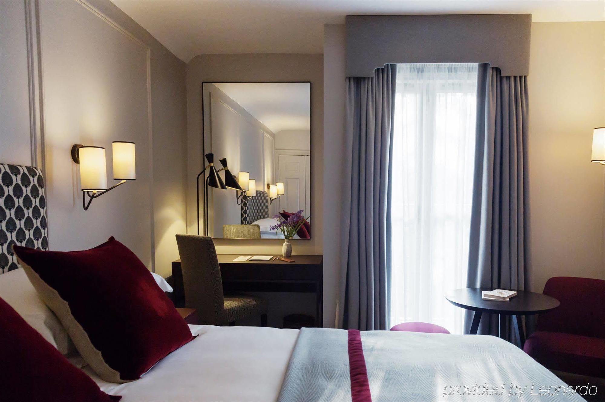 オールド パーソナージ ホテル オックスフォード エクステリア 写真 A room at the hotel
